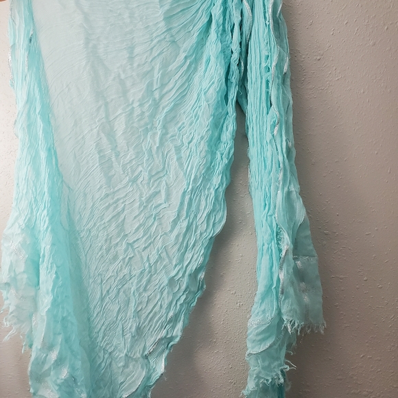 🌱2/$15 Teal Scarf - Picture 3 of 3